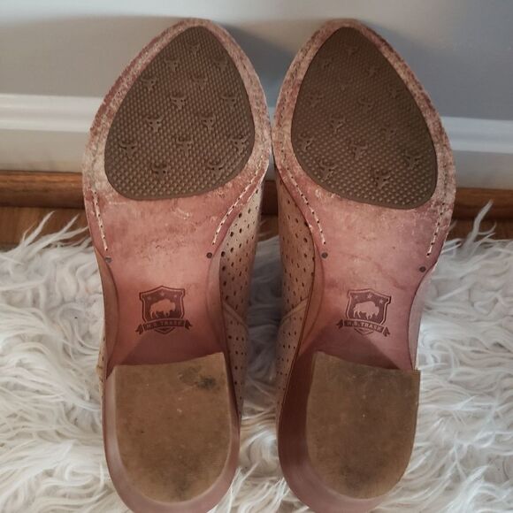 Sale-Trask Tisha Perf Bootie 7.5 - Picture 8 of 8